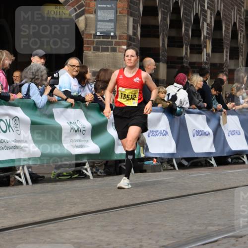13.09.2026 - 21. swb-Marathon Bremen Strokosch-Dieckow http://msf.ph/oto/10297151 13.09.2026 10:48:58 Ziel 10231, 10269, 10426, 10489, 10538, 10770, 10814, 10815, 10917, 10993, 11196, 11372, 11611, 11837, 10253, 10293, 10392, 10514, 10566, 10655, 11316, 11567, 11891, 11896, 11984, 12132, 12149, 12350, 12450, 12529, 13577 meine-sportfotos.de