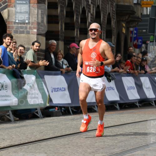 13.09.2026 - 21. swb-Marathon Bremen Strokosch-Dieckow http://msf.ph/oto/10297152 13.09.2026 12:21:22 Ziel 626 meine-sportfotos.de