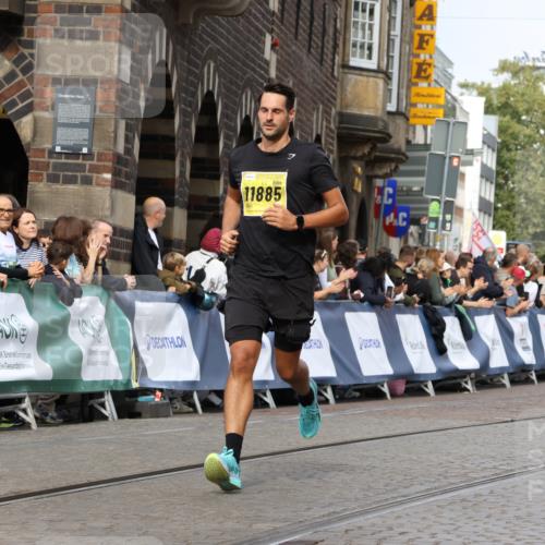 13.09.2026 - 21. swb-Marathon Bremen Strokosch-Dieckow http://msf.ph/oto/10297199 13.09.2026 10:48:59 Ziel 10231, 10269, 10426, 10489, 10538, 10770, 10814, 10815, 10917, 10993, 11196, 11372, 11611, 11837, 11885, 10392, 10514, 10566, 10655, 11316, 11567, 11891, 11896, 11984, 12132, 12149, 12350, 12450, 12529, 13577 meine-sportfotos.de