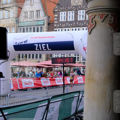 13.09.2026 - 21. swb-Marathon Bremen Tim E. http://msf.ph/oto/10297230 13.09.2026 09:41:58 Ziel  meine-sportfotos.de