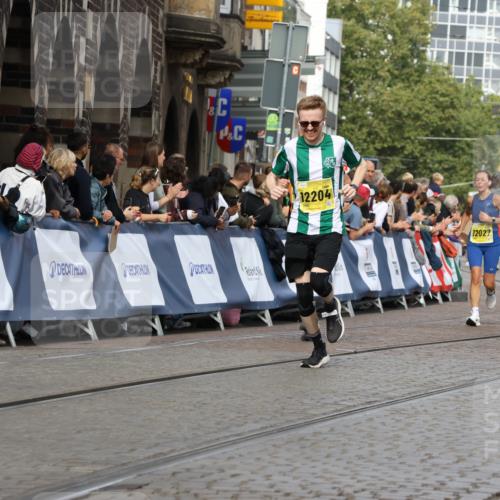 13.09.2026 - 21. swb-Marathon Bremen Strokosch-Dieckow http://msf.ph/oto/10297238 13.09.2026 10:49:02 Ziel 10231, 10269, 10489, 10538, 10770, 10815, 10917, 10993, 11196, 11372, 11611, 11885, 13512, 10294, 10392, 10514, 10655, 11316, 11567, 11891, 11896, 11984, 12132, 12149, 12450, 12529, 13577 meine-sportfotos.de