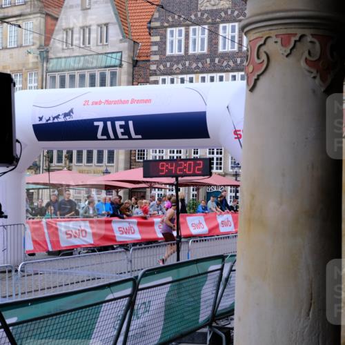13.09.2026 - 21. swb-Marathon Bremen Tim E. http://msf.ph/oto/10297248 13.09.2026 09:42:03 Ziel  meine-sportfotos.de