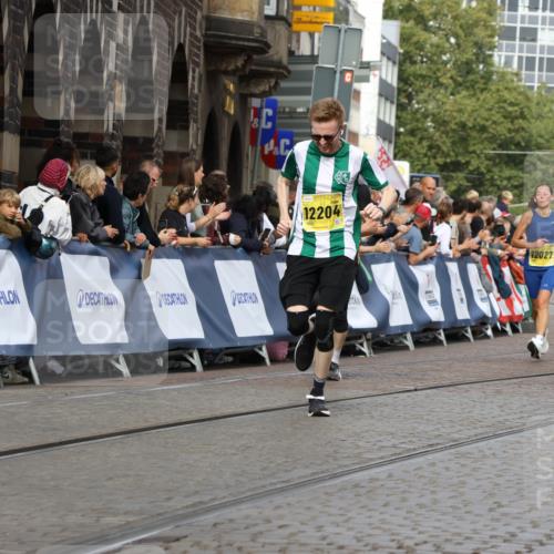 13.09.2026 - 21. swb-Marathon Bremen Strokosch-Dieckow http://msf.ph/oto/10297287 13.09.2026 10:49:02 Ziel 10231, 10269, 10489, 10538, 10770, 10815, 10917, 10993, 11196, 11372, 11611, 11885, 13512, 10294, 10392, 10514, 10655, 11316, 11567, 11891, 11896, 11984, 12132, 12149, 12450, 12529, 13577 meine-sportfotos.de