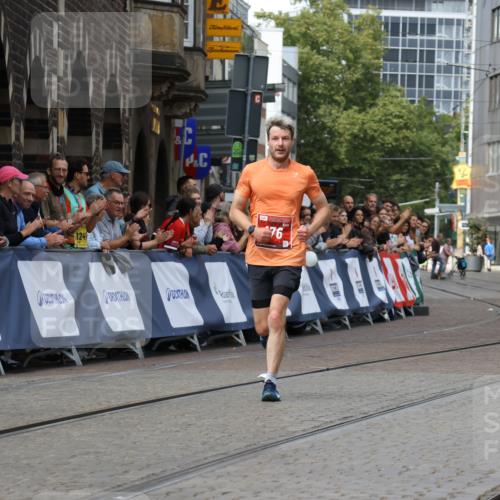 13.09.2026 - 21. swb-Marathon Bremen Strokosch-Dieckow http://msf.ph/oto/10297321 13.09.2026 12:22:59 Ziel 176 meine-sportfotos.de