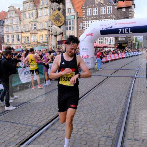 13.09.2026 - 21. swb-Marathon Bremen Tim E. http://msf.ph/oto/10297442 13.09.2026 10:28:32 Ziel 12272, 13501 meine-sportfotos.de