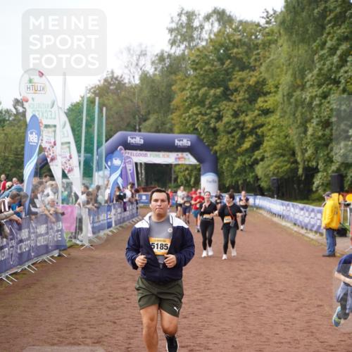 13.09.2026 - Airport Race Dennis Weichert http://msf.ph/oto/10297500 13.09.2026 10:35:09 Ziel 4042, 4043, 5025, 5185, 5226 meine-sportfotos.de