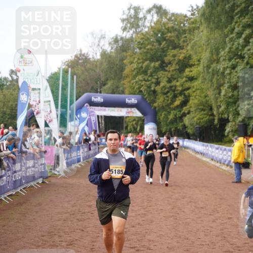 13.09.2026 - Airport Race Dennis Weichert http://msf.ph/oto/10297506 13.09.2026 10:35:09 Ziel 4042, 4043, 5025, 5185, 5226 meine-sportfotos.de