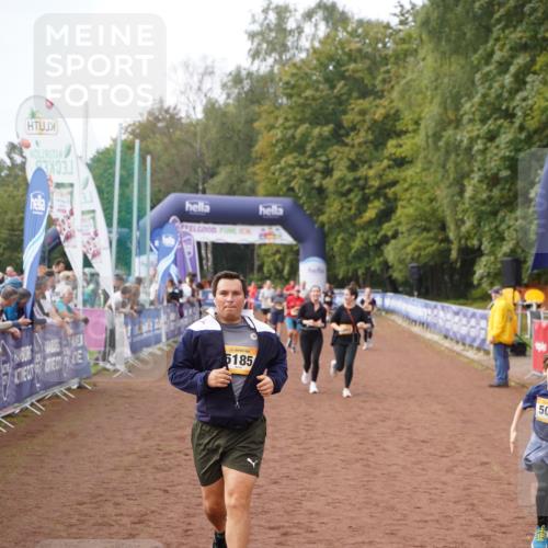 13.09.2026 - Airport Race Dennis Weichert http://msf.ph/oto/10297512 13.09.2026 10:35:09 Ziel 4042, 4043, 5025, 5185, 5226 meine-sportfotos.de