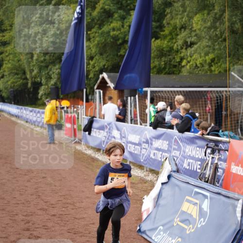 13.09.2026 - Airport Race Dennis Weichert http://msf.ph/oto/10297528 13.09.2026 10:35:10 Ziel 4042, 4043, 5025, 5185 meine-sportfotos.de