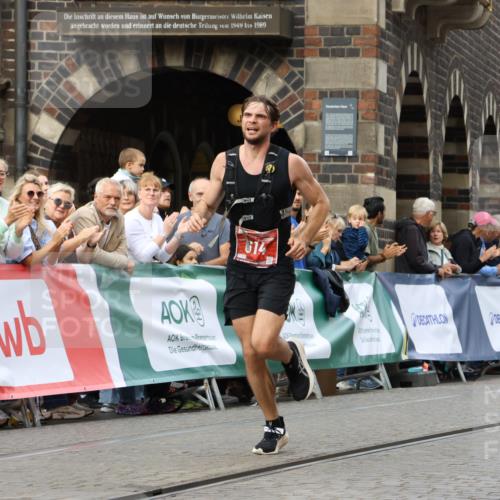 13.09.2026 - 21. swb-Marathon Bremen Strokosch-Dieckow http://msf.ph/oto/10297572 13.09.2026 12:28:46 Ziel 443, 614, 2054, 317, 796, 1046 meine-sportfotos.de
