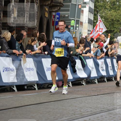 13.09.2026 - 21. swb-Marathon Bremen Strokosch-Dieckow http://msf.ph/oto/10297580 13.09.2026 10:49:11 Ziel 10253, 10293, 10815, 11885, 12027, 12204, 12350, 13512, 13555, 10294, 10514, 10655, 10739, 10846, 11191, 11621, 11984, 12376 meine-sportfotos.de