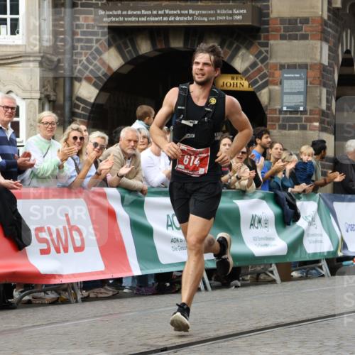 13.09.2026 - 21. swb-Marathon Bremen Strokosch-Dieckow http://msf.ph/oto/10297583 13.09.2026 12:28:46 Ziel 443, 614, 2054, 317, 796, 1046 meine-sportfotos.de