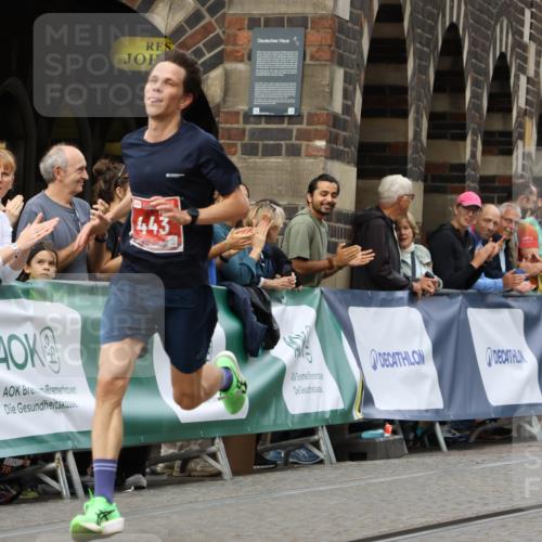 13.09.2026 - 21. swb-Marathon Bremen Strokosch-Dieckow http://msf.ph/oto/10297611 13.09.2026 12:28:54 Ziel 443, 2054, 317, 608, 796, 1046 meine-sportfotos.de