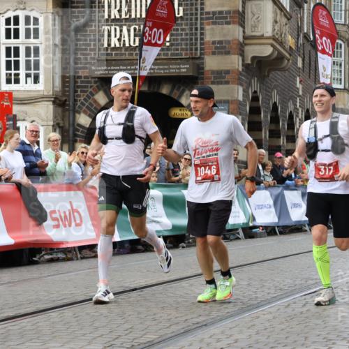 13.09.2026 - 21. swb-Marathon Bremen Strokosch-Dieckow http://msf.ph/oto/10297676 13.09.2026 12:29:27 Ziel 317, 608, 796, 1046, 821 meine-sportfotos.de