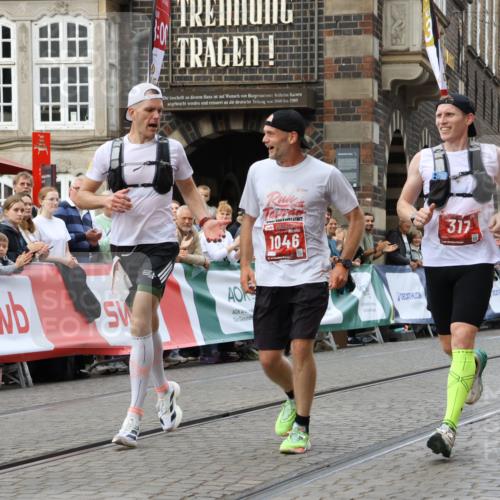 13.09.2026 - 21. swb-Marathon Bremen Strokosch-Dieckow http://msf.ph/oto/10297692 13.09.2026 12:29:27 Ziel 317, 608, 796, 1046, 821 meine-sportfotos.de