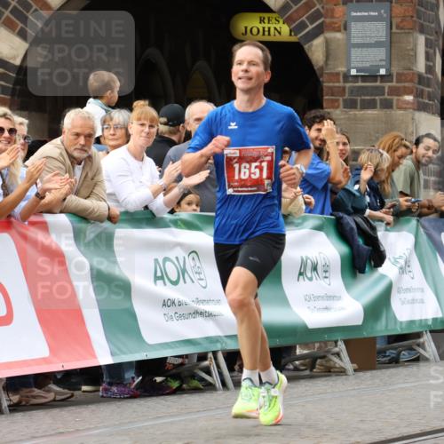 13.09.2026 - 21. swb-Marathon Bremen Strokosch-Dieckow http://msf.ph/oto/10297731 13.09.2026 12:29:44 Ziel 1651 meine-sportfotos.de
