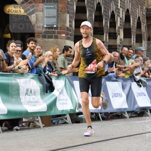 13.09.2026 - 21. swb-Marathon Bremen Strokosch-Dieckow http://msf.ph/oto/10297736 13.09.2026 12:30:02 Ziel 821 meine-sportfotos.de