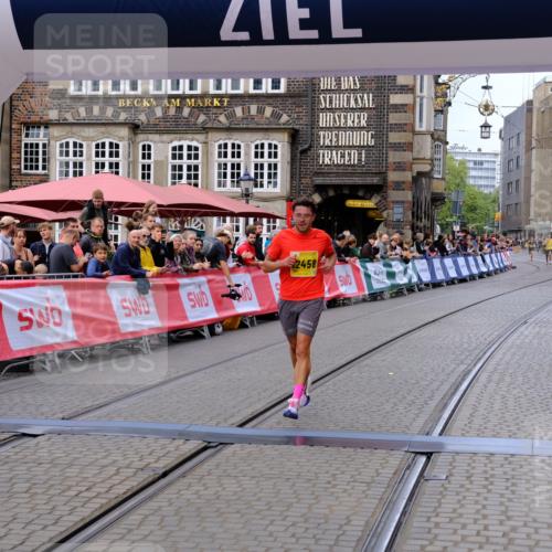 13.09.2026 - 21. swb-Marathon Bremen Tim E. http://msf.ph/oto/10297781 13.09.2026 10:30:55 Ziel 12458, 13603 meine-sportfotos.de