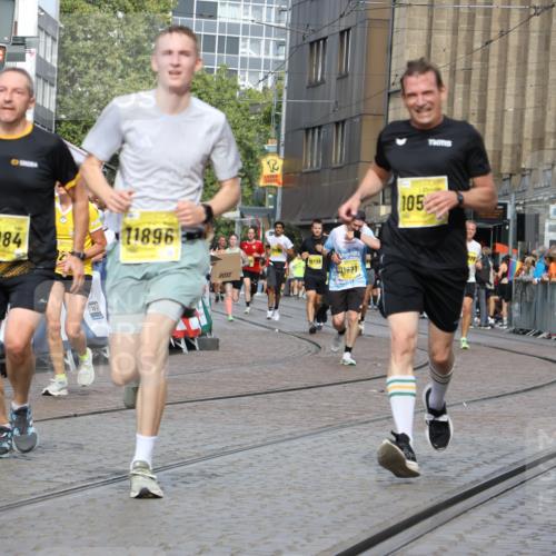 13.09.2026 - 21. swb-Marathon Bremen Strokosch-Dieckow http://msf.ph/oto/10297916 13.09.2026 10:49:21 Ziel 10253, 10293, 10392, 10566, 11316, 11891, 12027, 12132, 12149, 12204, 12350, 12450, 12529, 13555, 10739, 10835, 10846, 10910, 11092, 11191, 11635, 12376 meine-sportfotos.de