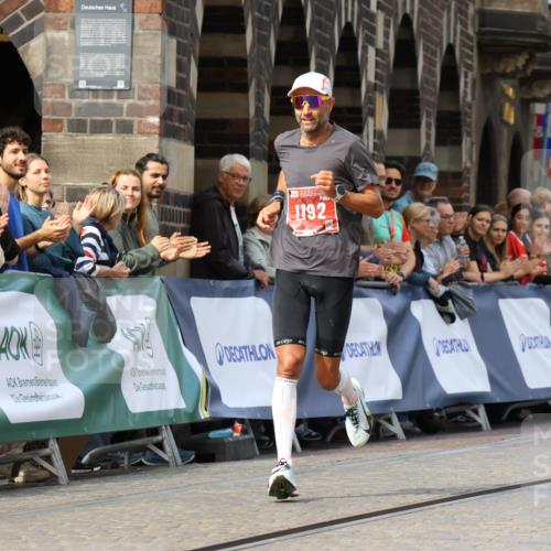 13.09.2026 - 21. swb-Marathon Bremen Strokosch-Dieckow http://msf.ph/oto/10297939 13.09.2026 12:34:18 Ziel 1192, 1154, 1997 meine-sportfotos.de