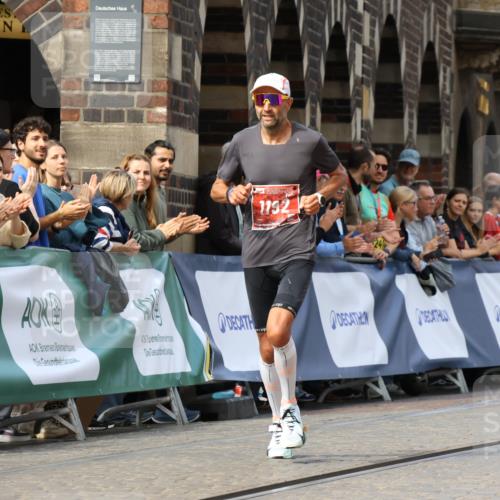 13.09.2026 - 21. swb-Marathon Bremen Strokosch-Dieckow http://msf.ph/oto/10297951 13.09.2026 12:34:18 Ziel 1192, 1154, 1997 meine-sportfotos.de