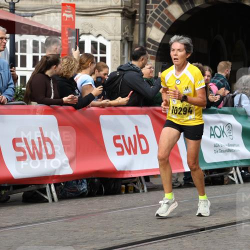 13.09.2026 - 21. swb-Marathon Bremen Strokosch-Dieckow http://msf.ph/oto/10298004 13.09.2026 10:49:26 Ziel 10253, 10293, 10294, 10392, 10514, 10566, 10655, 11316, 11567, 11891, 11896, 11984, 12027, 12132, 12149, 12350, 12450, 12529, 13555, 13577, 10835, 10910, 11092, 11635, 11717 meine-sportfotos.de