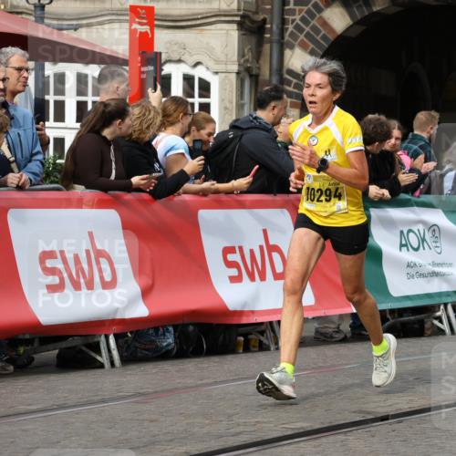 13.09.2026 - 21. swb-Marathon Bremen Strokosch-Dieckow http://msf.ph/oto/10298016 13.09.2026 10:49:26 Ziel 10253, 10293, 10294, 10392, 10514, 10566, 10655, 11316, 11567, 11891, 11896, 11984, 12027, 12132, 12149, 12350, 12450, 12529, 13555, 13577, 10835, 10910, 11092, 11635, 11717 meine-sportfotos.de