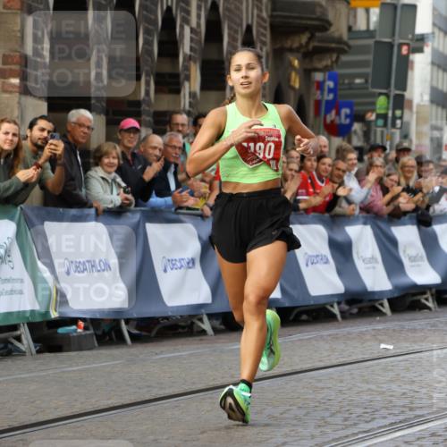 13.09.2026 - 21. swb-Marathon Bremen Strokosch-Dieckow http://msf.ph/oto/10298091 13.09.2026 12:35:04 Ziel 917, 1190, 1997, 1028 meine-sportfotos.de