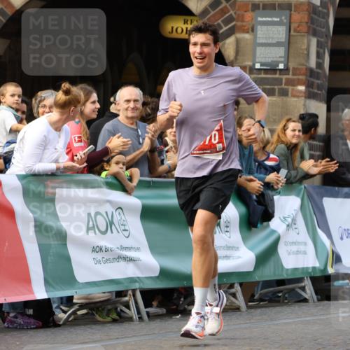13.09.2026 - 21. swb-Marathon Bremen Strokosch-Dieckow http://msf.ph/oto/10298173 13.09.2026 12:36:25 Ziel 1670 meine-sportfotos.de