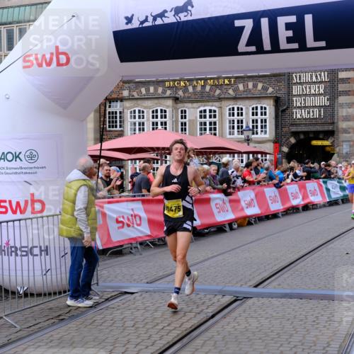 13.09.2026 - 21. swb-Marathon Bremen Tim E. http://msf.ph/oto/10298189 13.09.2026 10:33:54 Ziel 10366, 10475, 11059, 11481, 11652, 12459, 13530 meine-sportfotos.de