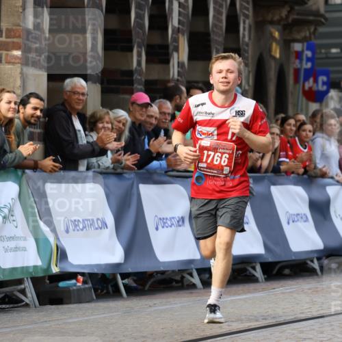 13.09.2026 - 21. swb-Marathon Bremen Strokosch-Dieckow http://msf.ph/oto/10298270 13.09.2026 12:38:04 Ziel 1766 meine-sportfotos.de