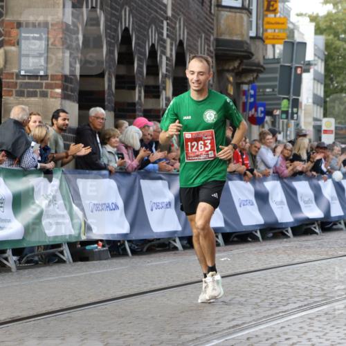 13.09.2026 - 21. swb-Marathon Bremen Strokosch-Dieckow http://msf.ph/oto/10298352 13.09.2026 12:41:12 Ziel 642, 1263, 3662 meine-sportfotos.de