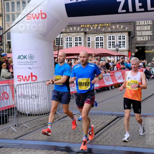 13.09.2026 - 21. swb-Marathon Bremen Tim E. http://msf.ph/oto/10298422 13.09.2026 10:35:24 Ziel 10261, 10262, 13505, 13560, 13601, 13625 meine-sportfotos.de
