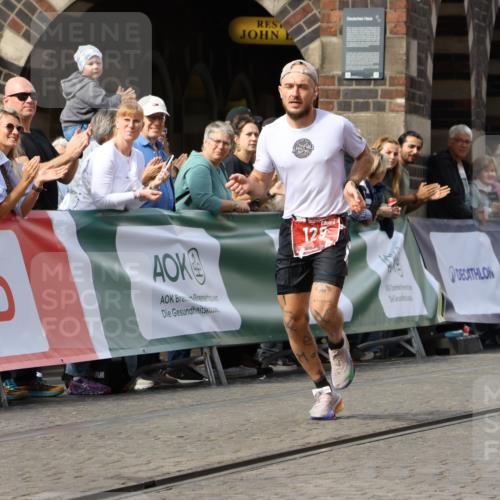 13.09.2026 - 21. swb-Marathon Bremen Strokosch-Dieckow http://msf.ph/oto/10298427 13.09.2026 12:42:11 Ziel 129 meine-sportfotos.de