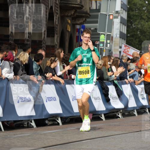 13.09.2026 - 21. swb-Marathon Bremen Strokosch-Dieckow http://msf.ph/oto/10298429 13.09.2026 10:49:57 Ziel 10709, 10739, 10835, 10910, 11007, 11092, 11191, 11635, 11717, 10452, 10876, 11111, 11128, 11415, 12240, 12510 meine-sportfotos.de