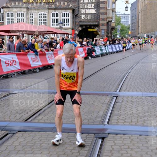 13.09.2026 - 21. swb-Marathon Bremen Tim E. http://msf.ph/oto/10298431 13.09.2026 10:35:27 Ziel 10261, 10262, 10994, 11512, 13505, 13560 meine-sportfotos.de