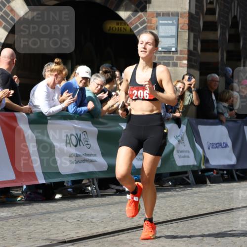 13.09.2026 - 21. swb-Marathon Bremen Strokosch-Dieckow http://msf.ph/oto/10298451 13.09.2026 12:43:04 Ziel 206, 236 meine-sportfotos.de