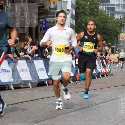 13.09.2026 - 21. swb-Marathon Bremen Strokosch-Dieckow http://msf.ph/oto/10298549 13.09.2026 10:50:04 Ziel 10508, 10709, 10966, 11007, 11035, 11183, 11717, 10170, 10876, 11111, 11128, 11178, 11497, 11499, 12240, 12269 meine-sportfotos.de