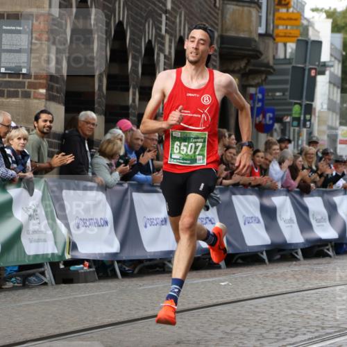 13.09.2026 - 21. swb-Marathon Bremen Strokosch-Dieckow http://msf.ph/oto/10298575 13.09.2026 12:44:16 Ziel 798, 1490 meine-sportfotos.de