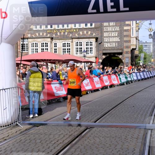 13.09.2026 - 21. swb-Marathon Bremen Tim E. http://msf.ph/oto/10298594 13.09.2026 10:36:54 Ziel 11916, 12456, 13548 meine-sportfotos.de