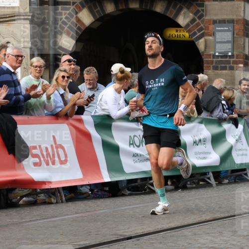 13.09.2026 - 21. swb-Marathon Bremen Strokosch-Dieckow http://msf.ph/oto/10298650 13.09.2026 12:44:33 Ziel 798, 1313, 1490, 2044, 6507, 289, 6485 meine-sportfotos.de