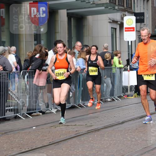 13.09.2026 - 21. swb-Marathon Bremen Strokosch-Dieckow http://msf.ph/oto/10298679 13.09.2026 10:46:03 Ziel 10228, 10447, 10897, 10992, 11110, 11287, 11356, 11706, 11925, 11926, 13609, 13640, 10436, 10464, 10987, 10992, 11015, 11279, 11762, 11956, 12033, 12069, 12556, 12557, 13529, 13595, 13612 meine-sportfotos.de