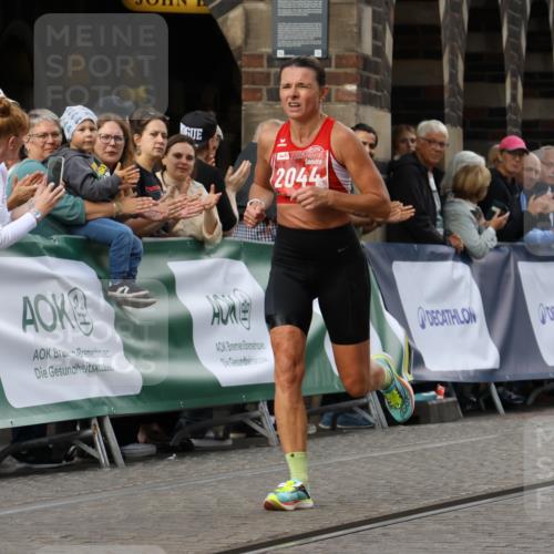13.09.2026 - 21. swb-Marathon Bremen Strokosch-Dieckow http://msf.ph/oto/10298687 13.09.2026 12:44:41 Ziel 2044, 6507, 289, 4474, 6485 meine-sportfotos.de