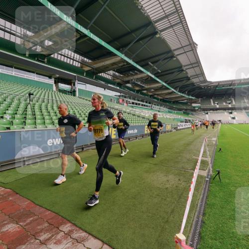13.09.2026 - 21. swb-Marathon Bremen Michael Burmester http://msf.ph/oto/10298728 13.09.2026 10:34:06 Laufen im Stadion 10018, 10067, 10078, 10147, 10166, 10177, 10184, 10203, 10211, 10236, 10240, 10254, 10297, 10300, 10355, 10356, 10367, 10368, 10369, 10372, 10374, 10379, 10383, 10394, 10408, 10415, 10423, 10428, 10460, 10485, 10494, 10530, 10550, 10559, 10578, 10604, 10639, 10668, 10669, 10673, 10677, 10687, 10691, 10699, 10700, 10728, 10745, 10749, 10750, 10772, 10787, 10788, 10794, 10798, 10828, 10857, 10914, 10928, 11126, 11162, 11343, 11803, 11965, 10146, 10222 meine-sportfotos.de