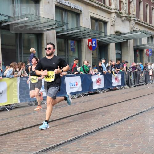 13.09.2026 - 21. swb-Marathon Bremen Strokosch-Dieckow http://msf.ph/oto/10298748 13.09.2026 10:46:08 Ziel 10228, 10590, 10897, 11110, 11155, 11287, 11356, 11706, 11926, 12035, 13511, 10436, 10447, 10992, 11762, 11925, 11956, 12033, 12069, 12556, 12557, 13529, 13609, 13612, 13640 meine-sportfotos.de