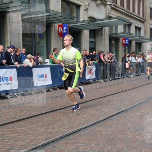 13.09.2026 - 21. swb-Marathon Bremen Strokosch-Dieckow http://msf.ph/oto/10298833 13.09.2026 10:46:22 Ziel 10445, 10590, 10897, 11110, 11155, 11356, 12035, 12364, 12375, 13511, 10228, 10447, 10992, 11287, 11706, 11925, 11926, 11956, 13529, 13609, 13612, 13640 meine-sportfotos.de