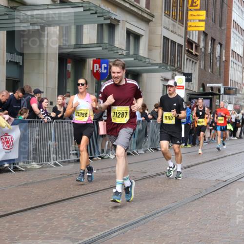 13.09.2026 - 21. swb-Marathon Bremen Strokosch-Dieckow http://msf.ph/oto/10298872 13.09.2026 10:46:24 Ziel 10445, 10504, 10590, 10897, 11110, 11155, 11356, 11661, 12035, 12364, 12375, 13511, 10228, 10447, 10992, 11287, 11356, 11706, 11925, 11926, 13529, 13609, 13640 meine-sportfotos.de