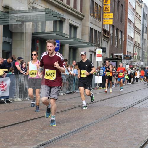 13.09.2026 - 21. swb-Marathon Bremen Strokosch-Dieckow http://msf.ph/oto/10298880 13.09.2026 10:46:24 Ziel 10445, 10504, 10590, 10897, 11110, 11155, 11356, 11661, 12035, 12364, 12375, 13511, 10228, 10447, 10992, 11287, 11356, 11706, 11925, 11926, 13529, 13609, 13640 meine-sportfotos.de