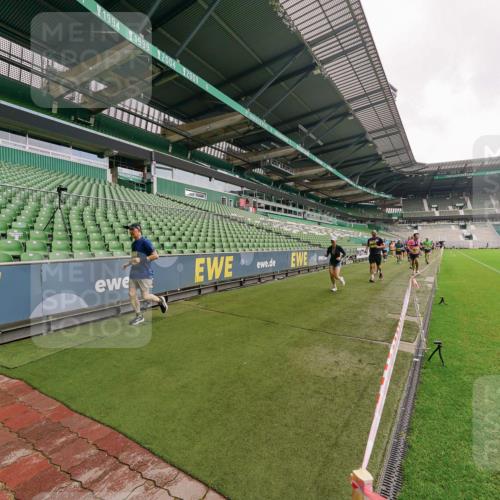 13.09.2026 - 21. swb-Marathon Bremen Michael Burmester http://msf.ph/oto/10298899 13.09.2026 10:35:00 Laufen im Stadion 10018, 10093, 10144, 10147, 10157, 10173, 10175, 10177, 10181, 10182, 10185, 10195, 10236, 10240, 10245, 10254, 10297, 10309, 10355, 10356, 10367, 10368, 10369, 10377, 10409, 10415, 10427, 10428, 10460, 10477, 10485, 10492, 10528, 10559, 10578, 10604, 10617, 10636, 10639, 10668, 10669, 10677, 10691, 10699, 10700, 10715, 10772, 10787, 10828, 10857, 10914, 10928, 11126, 11162, 11343, 11803, 11965, 10146, 10222 meine-sportfotos.de