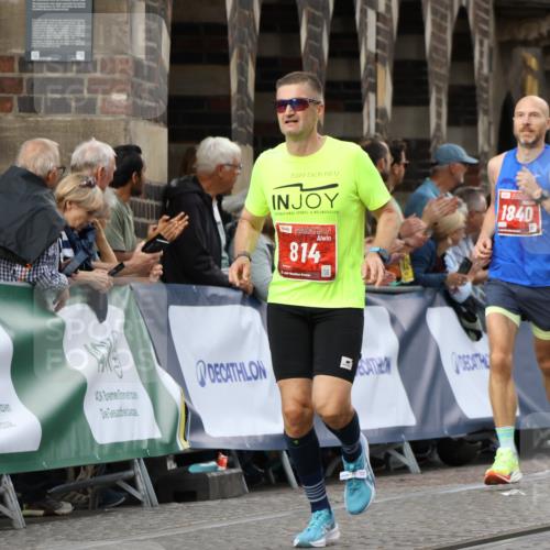 13.09.2026 - 21. swb-Marathon Bremen Strokosch-Dieckow http://msf.ph/oto/10298920 13.09.2026 12:45:23 Ziel 322, 814, 1187, 1544, 1840, 4474, 8285, 2032 meine-sportfotos.de